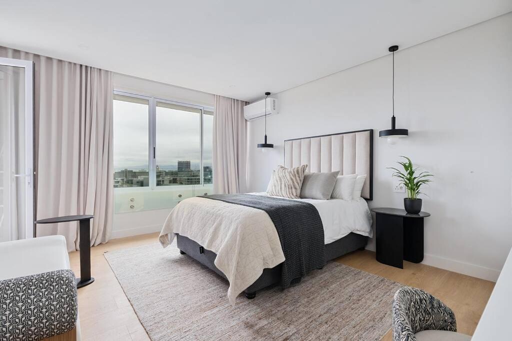 Luxe 3-bedroom Gem In Point Apartamento *